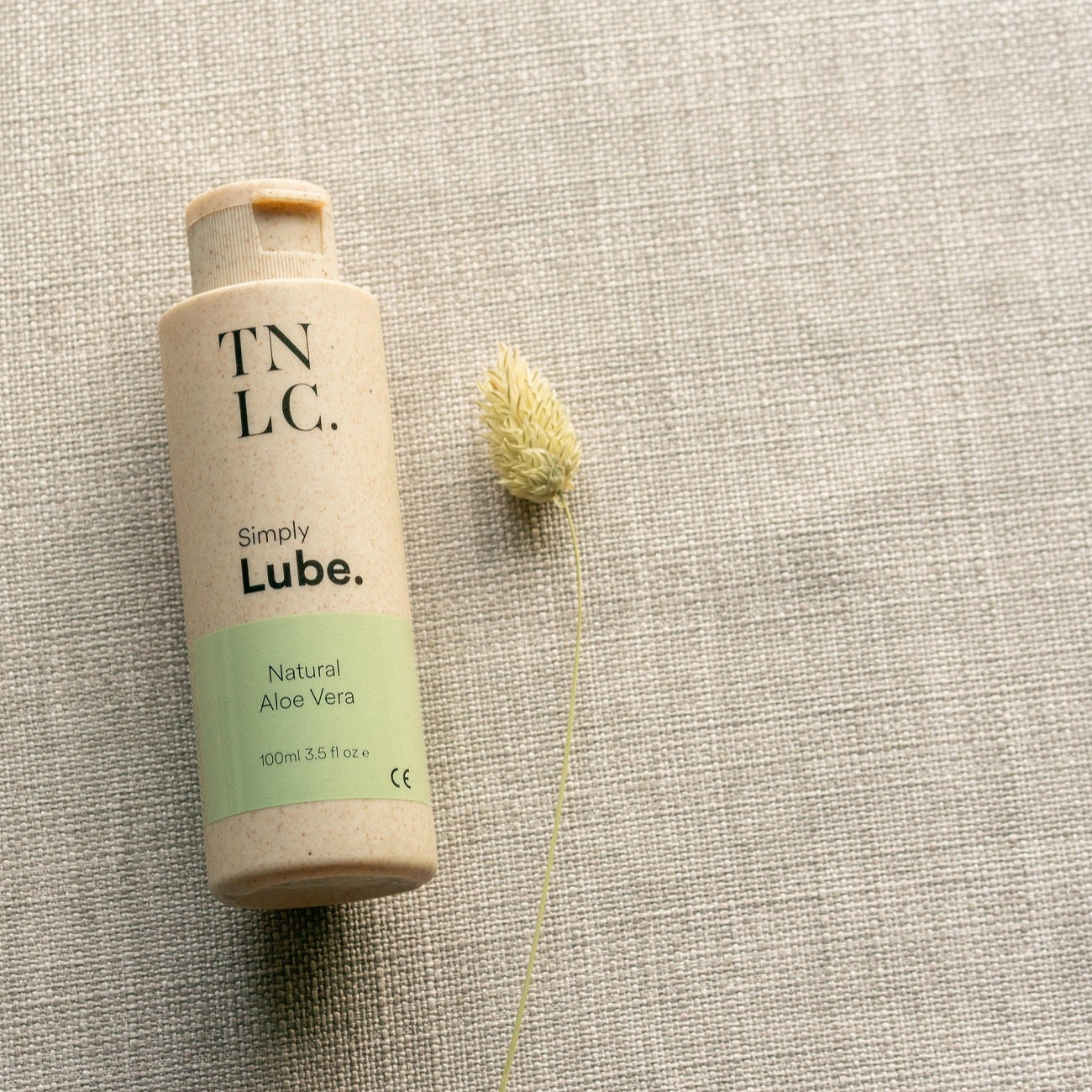 Natural ingredients lubricant for women