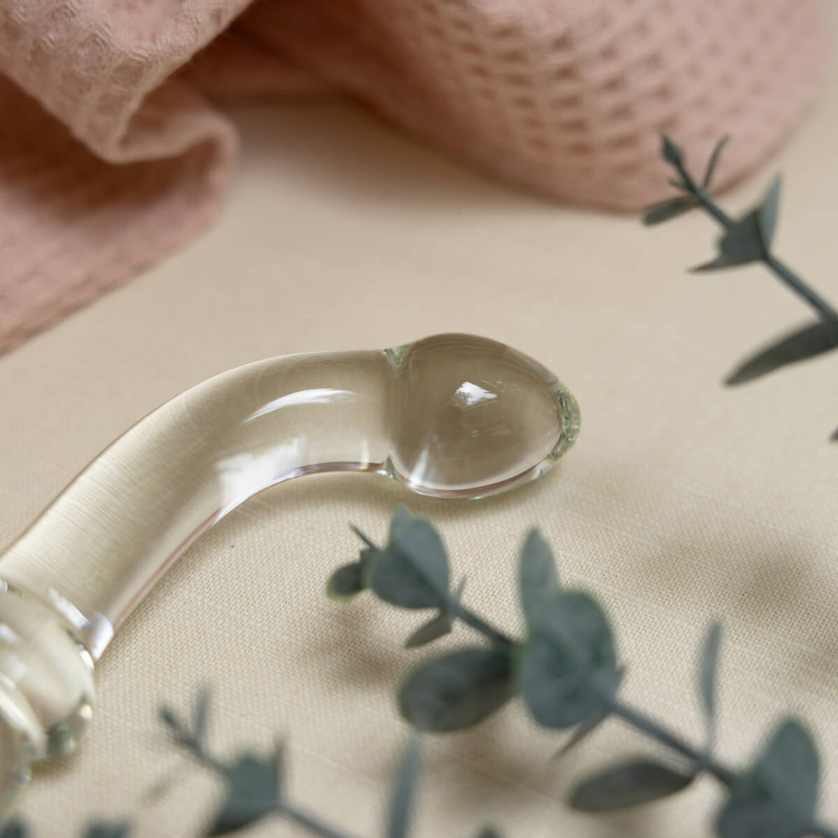 Close up of G spot stimulating glass dildo NZ